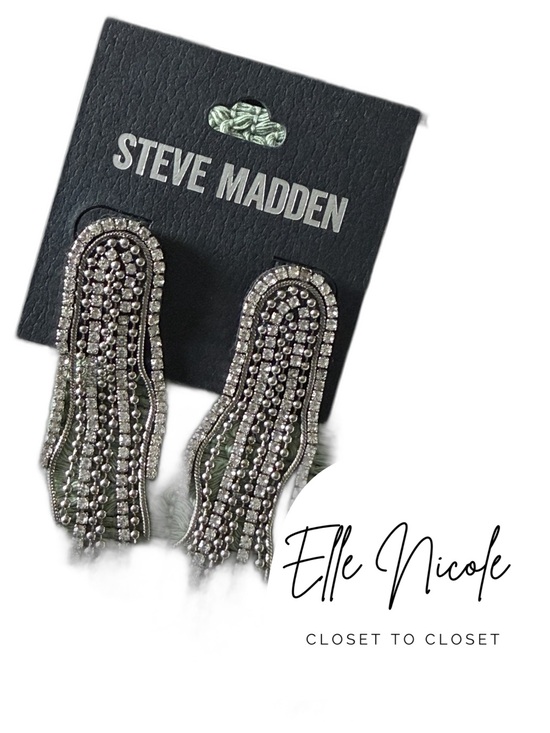 Steve Madden Jewelry - Steve Madden Metallic Silver Multi-Chain Fringe Earrings